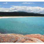 Empty beaches, sand dunes and maybe whales and dolphins are all on view in Bay of Fires, Australia. (Photo: Poco a poco)