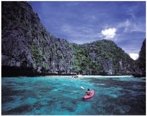 Tranquil El Nido in Palawan is a good choice for those who like the idea of hopping to and from 200 neighbouring islands. (Photo: George Tapan)