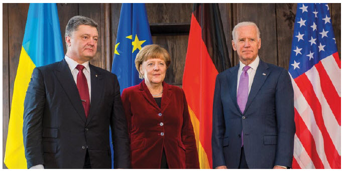 Ukrainian President Petro Poroshenko meets with German President Angela Merkel and U.S. Vice-President Joe Biden at the 51st Munich Security Conference in 2015. (Photo: Mark Müller)