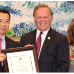Then-Chinese Ambassador Lu Shaye hosted a reception at the embassy to present the "Ambassador's Award" to Lee Edward Errett, a professor of surgery at the University of Toronto and the president of the Bethune Medical Development Association of Canada, for his dedication to the development of China-Canada relations. From left: Wang Liwen, Ambassador Shaye’s wife; Lu; Errett; his wife, Mitze Mourinho; and Chinese deputy chief of mission Chen Mingjian. (Photo: Ülle Baum)
