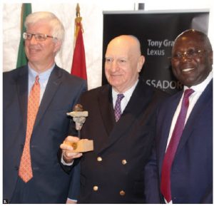 Lawrence Lederman, co-ordinator of Carleton University’s Ambassador’s Speakers Series, received an award. From left: Pierre Thibault, assistant dean of civil law, Lederman and Anu' A-Gheyle Azoh-Mbi. (Photo: Ülle Baum) 