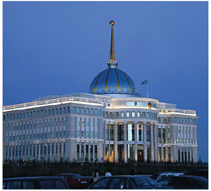 The Ak Orda Presidential Palace in Astana — the official workplace of the president of Kazakhstan — is one of many architectural jewels in the new portion of the capital. (Photo: Amanante)
