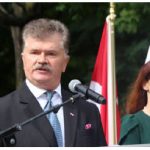 The Embassy of Poland planted a tree in memory of Polish composer Krzysztof Penderecki at Confederation Park. The event was organized in co-operation with the National Capital Commission. Polish Ambassador Andrzej Kurnicki (left) and deputy mayor Laura Dudas spoke. (Photo: Ülle Baum)