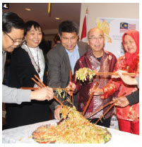 Malaysian High Commissioner Dato’ Nor'Aini Abd Hamid hosted a Chinese New Year celebration at her residence. From left: Thai chargé d’affaires Thanapol Wang-Om-Klang, Philippines Ambassador Petronila Garcia, Brunei High Commissioner PG Kamal Bashah PG Ahmad; Henry Lee, honorary consul of Malaysia in Toronto; and the high commissioner. (Photo: Ülle Baum) 