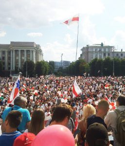 Shifting alliances 1 Belarusians have taken to the streets to protest against Alexander Lukashenko's corrupt government. We may be about to see a Russian hybrid intervention in Belarus to force a merger with Russia on President Vladimir Putin’s terms. ‘Little green men” — Russian soldiers as were seen in Ukraine when Russia invaded — have started to appear around Minsk in support of Lukashenko. (Photo: CastleMound)