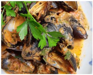 Warm meals for winter nights 2 This mussel recipe is simple. Its thick sauce offers flavours far beyond the tasty mussels themselves. (Photo: Larry Dickenson)