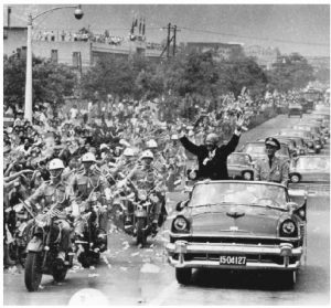 In happier times, U.S. president Dwight D. Eisenhower visited Taiwanese president Chiang Kai-shek in Taipei in June 1960. (Photo: Reuters upi)