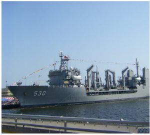 Taipei’s navy has 40,000 regular and 67,000 reserve sailors and an aging fleet of 4 submarines, 26 destroyers, 22 frigates, 44 coastal defence fast attack craft and 10,000 marines. (Photo: r. arvin)