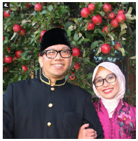 To mark the 76th Anniversary of Indonesia’s independence, chargé d'affaires Yulastiawarman Zakaria and his wife, Wiene Andriyana, hosted a reception and a musical performance at Wisma Indonesia in Rockcliffe Park. (Photo: Ülle Baum) 